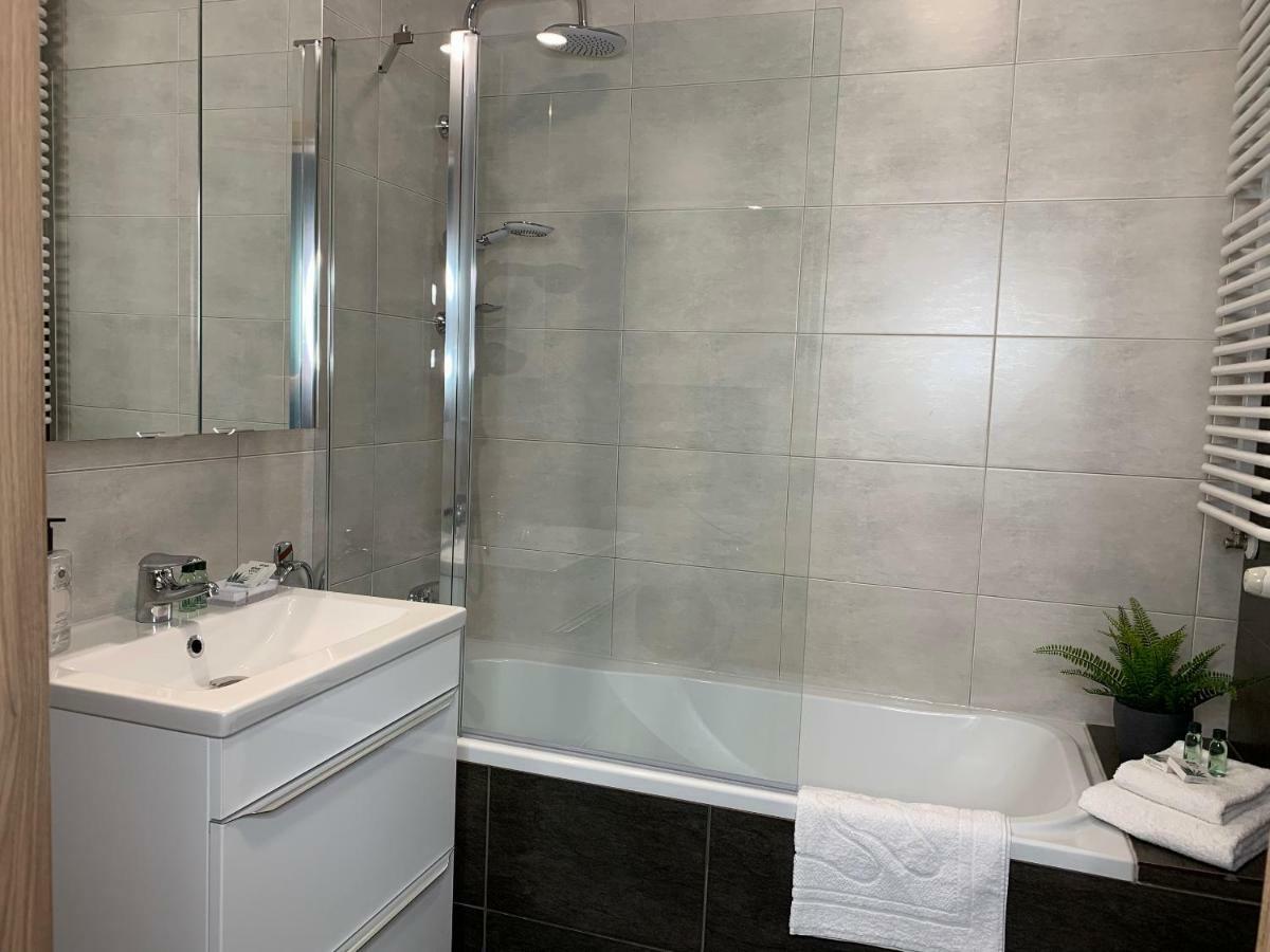 Wroclaw Premium Apartment 4You ภายนอก รูปภาพ